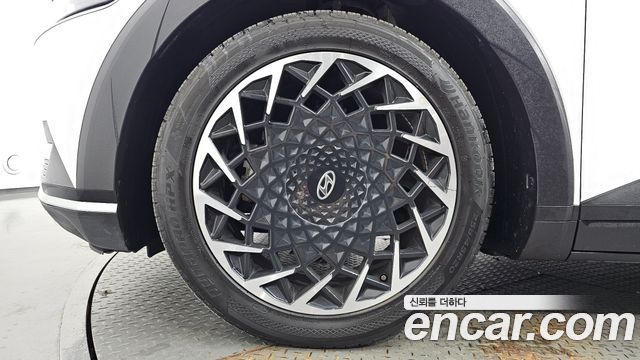 Hyundai Ioniq5 2023 — photo 5