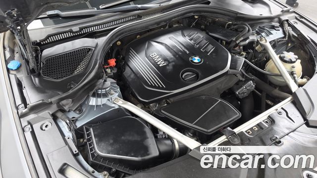 BMW 5-Series 2018 — photo 6