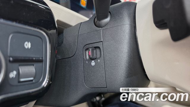 Mercedes-Benz A-Class 2021 — photo 23