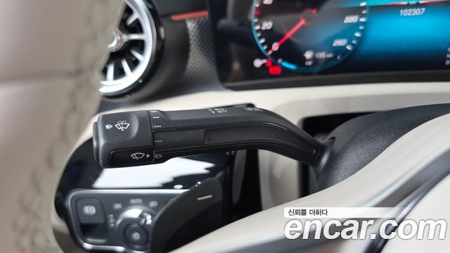 Mercedes-Benz A-Class 2021 — photo 26