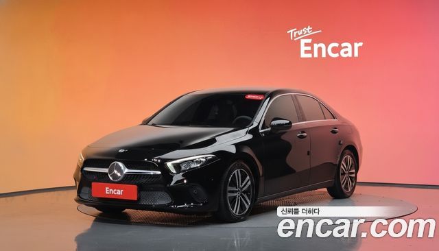 Mercedes-Benz A-Class 2021 — photo 1