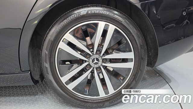Mercedes-Benz A-Class 2021 — photo 7