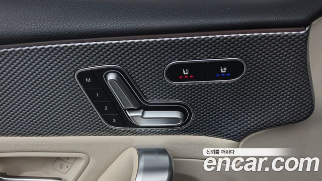 Mercedes-Benz A-Class 2021 — photo 28