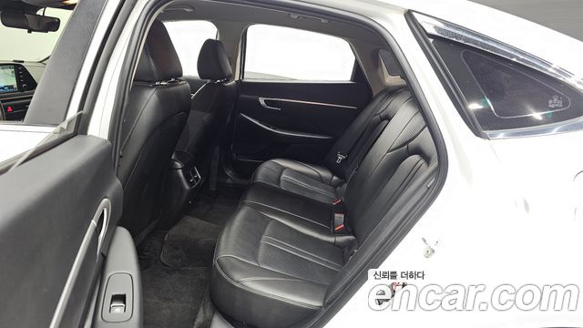 Hyundai Sonata 2020 — photo 11