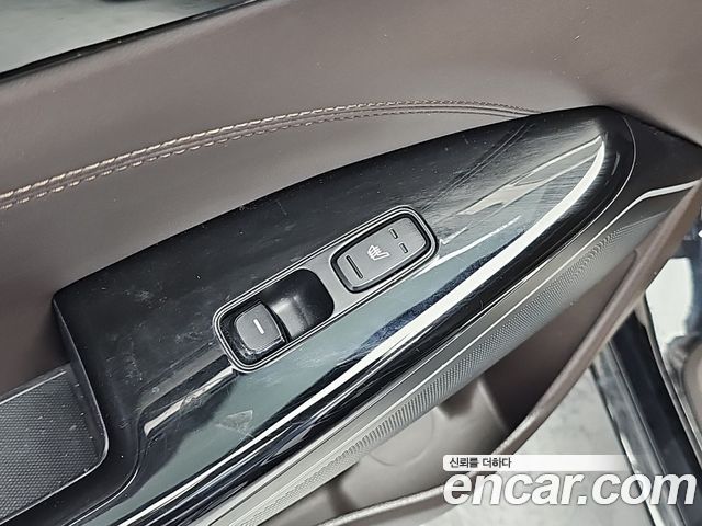 Kia K7 2018 — photo 14