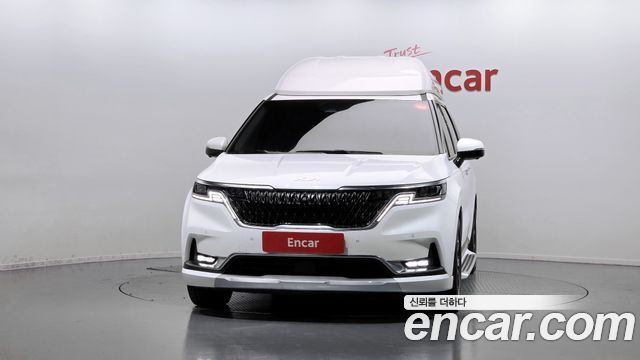 Kia Canival 2021 — photo 3