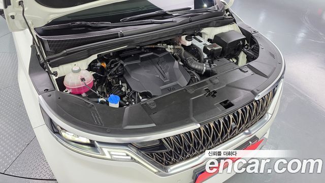 Kia Canival 2021 — photo 6