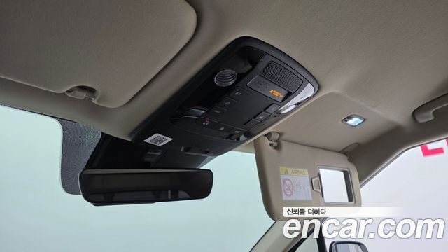 Kia Canival 2021 — photo 18
