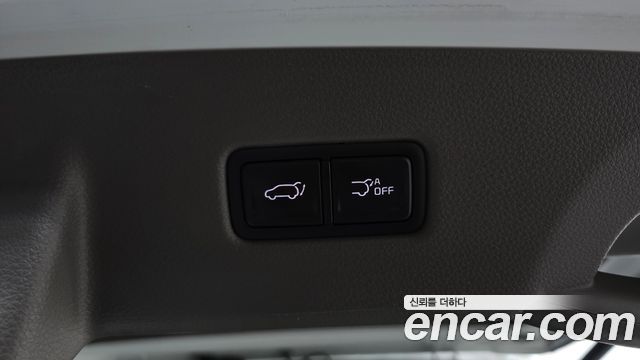 Kia Canival 2021 — photo 20