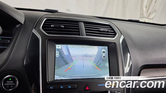 Ford Explorer 2018 — photo 15