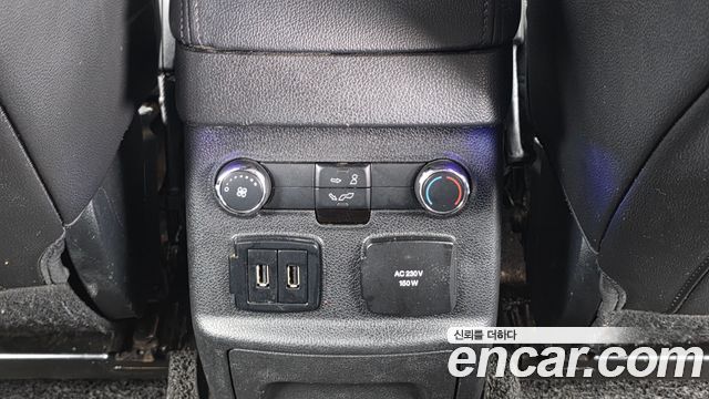 Ford Explorer 2018 — photo 18