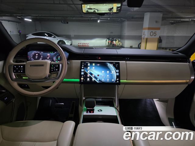 Land Rover Range Rover 2025 — photo 9
