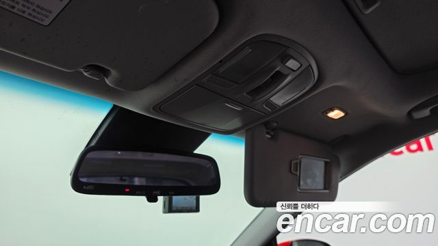 Hyundai Kona 2018 — photo 16