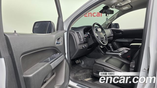 Chevrolet Korea Colorado 2022 — photo 13