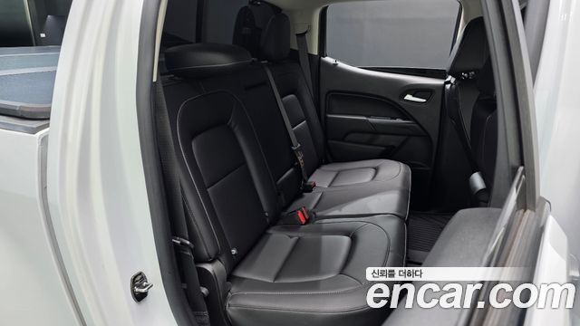 Chevrolet Korea Colorado 2022 — photo 17
