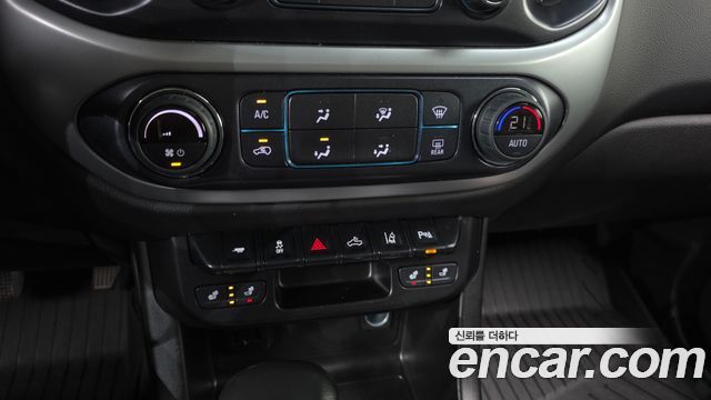 Chevrolet Korea Colorado 2022 — photo 23
