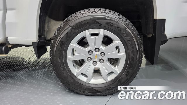 Chevrolet Korea Colorado 2022 — photo 7