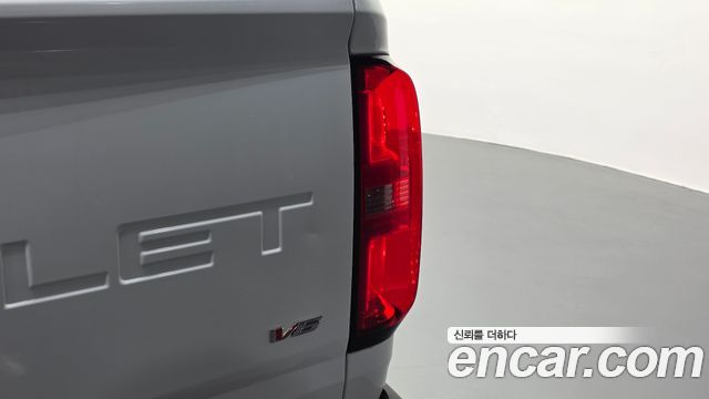 Chevrolet Korea Colorado 2022 — photo 9