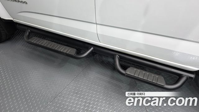 Chevrolet Korea Colorado 2022 — photo 31