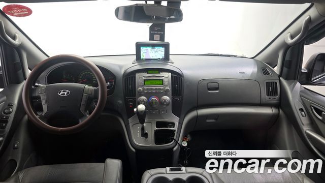 Hyundai Starex 2016 — photo 7