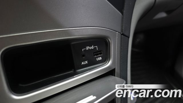 Hyundai Starex 2016 — photo 16