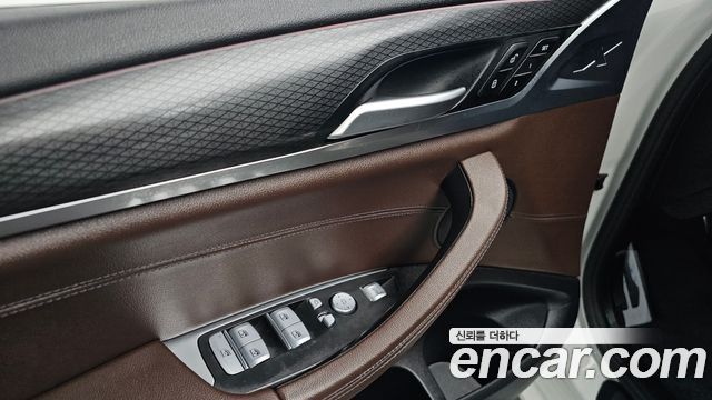 BMW X3 2022 — photo 31