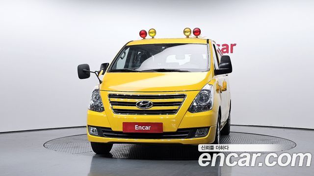 Hyundai Starex 2016 — photo 3