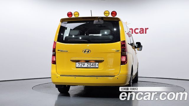 Hyundai Starex 2016 — photo 4