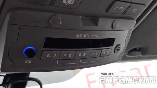 Hyundai Starex 2016 — photo 17