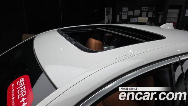 BMW 5-Series 2023 — photo 25