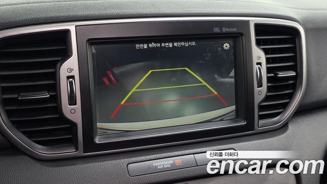 Kia Sportage 2016 — photo 14