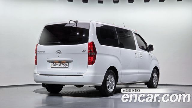 Hyundai Starex 2016 — photo 2