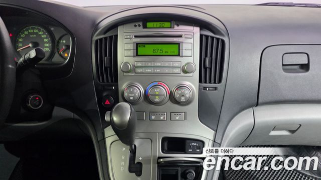 Hyundai Starex 2016 — photo 14