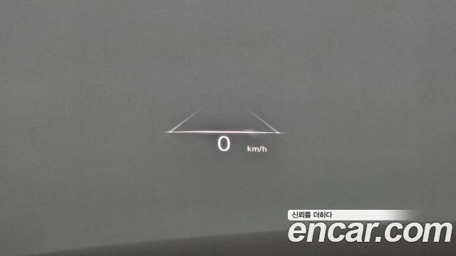 Genesis GV70 2023 — photo 24