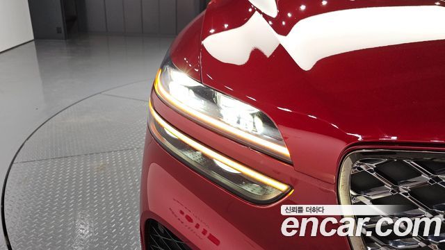 Genesis GV70 2023 — photo 8