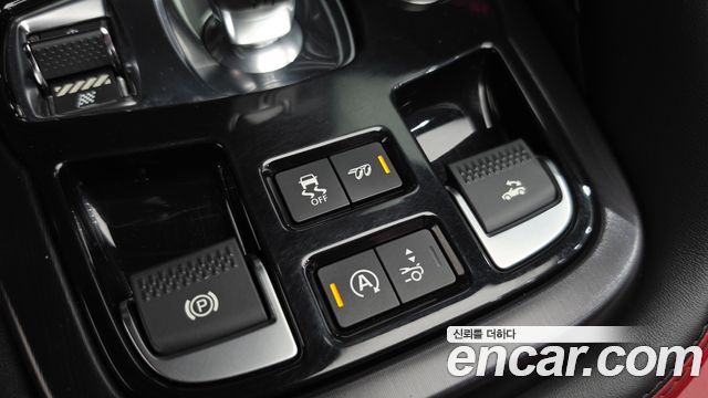 Jaguar F-TYPE 2019 — photo 15