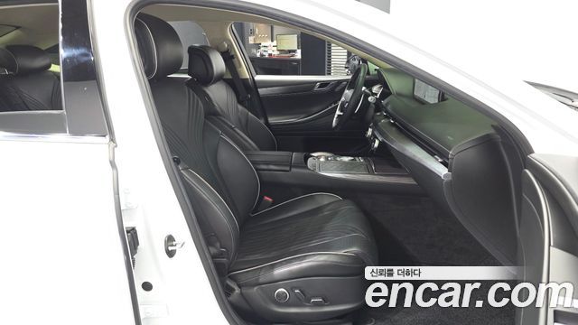 Genesis G80 2021 — photo 17