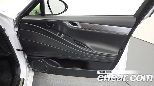 Genesis G80 2021 — photo 14