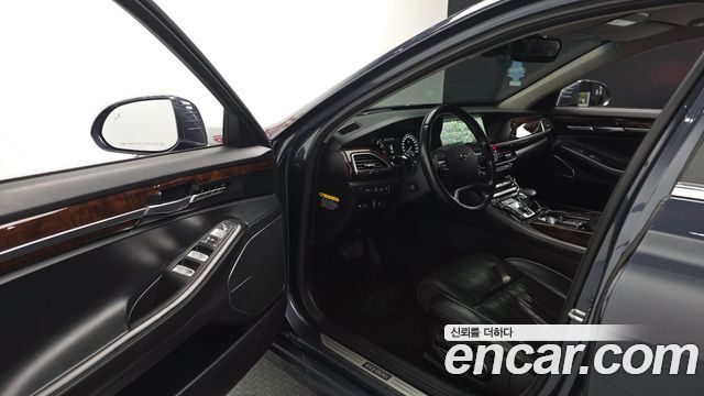 Genesis EQ900 2016 — photo 13