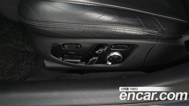 Genesis EQ900 2016 — photo 32