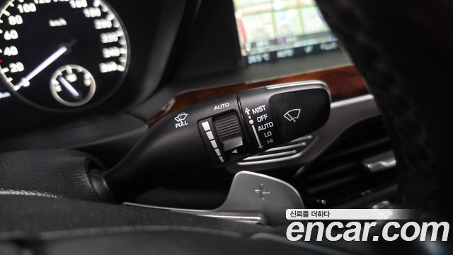 Genesis EQ900 2016 — photo 36
