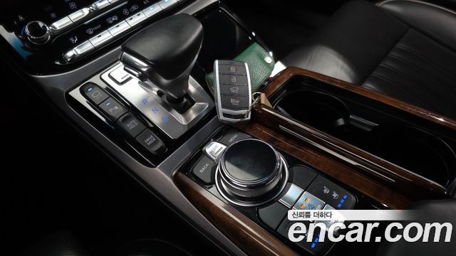 Genesis EQ900 2016 — photo 38