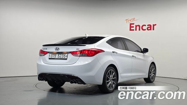 Hyundai AVANTE 2014 — photo 2
