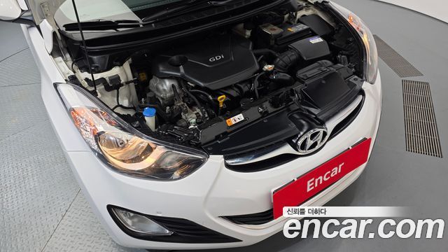 Hyundai AVANTE 2014 — photo 6