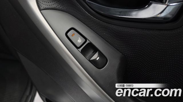 Hyundai AVANTE 2014 — photo 18