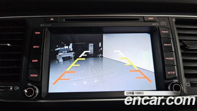Kia Canival 2015 — photo 16