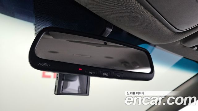 Kia Canival 2015 — photo 18