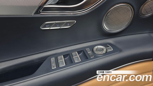 Genesis GV80 2020 — photo 11