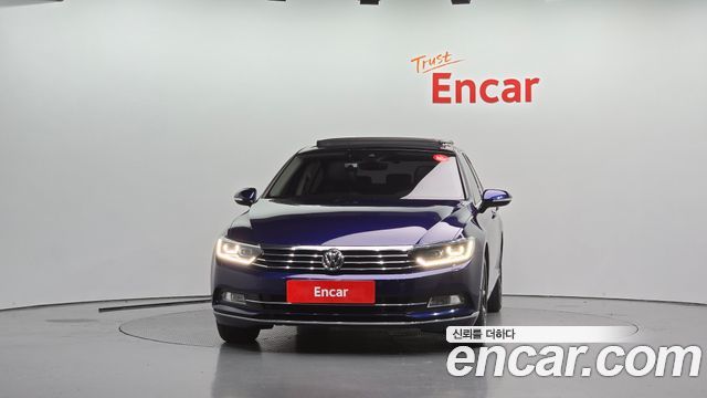 Volkswagen Passat 2018 — photo 3