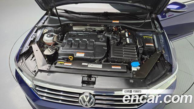 Volkswagen Passat 2018 — photo 6